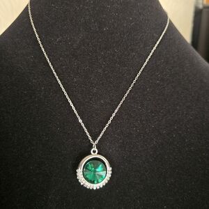 NWT Green Rhinestone Pendant Necklace & Earrings Silver Elegant